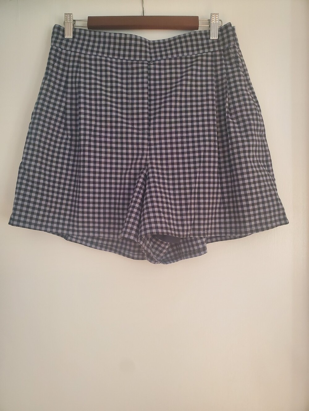 Frank and Oak checkered shorts